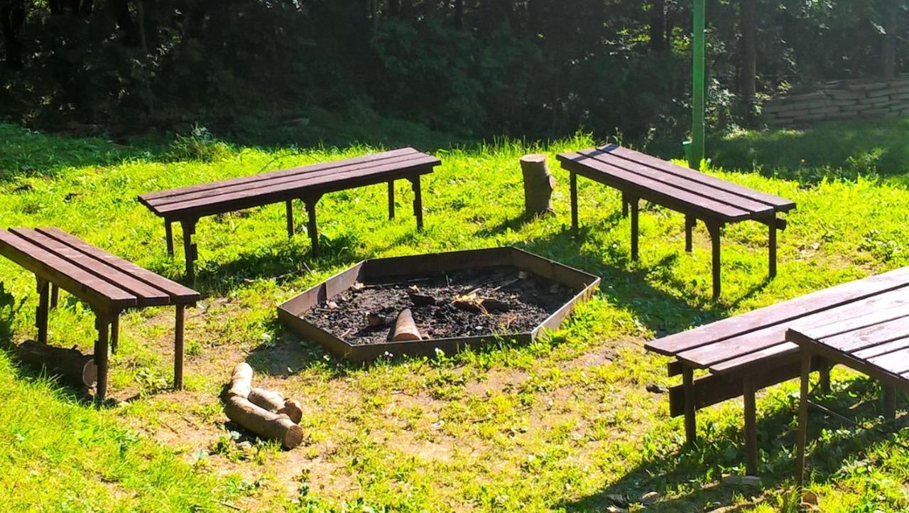 Osrodek Wypoczynkowy " Bieszczady" Hotel Myczkowce Eksteriør billede